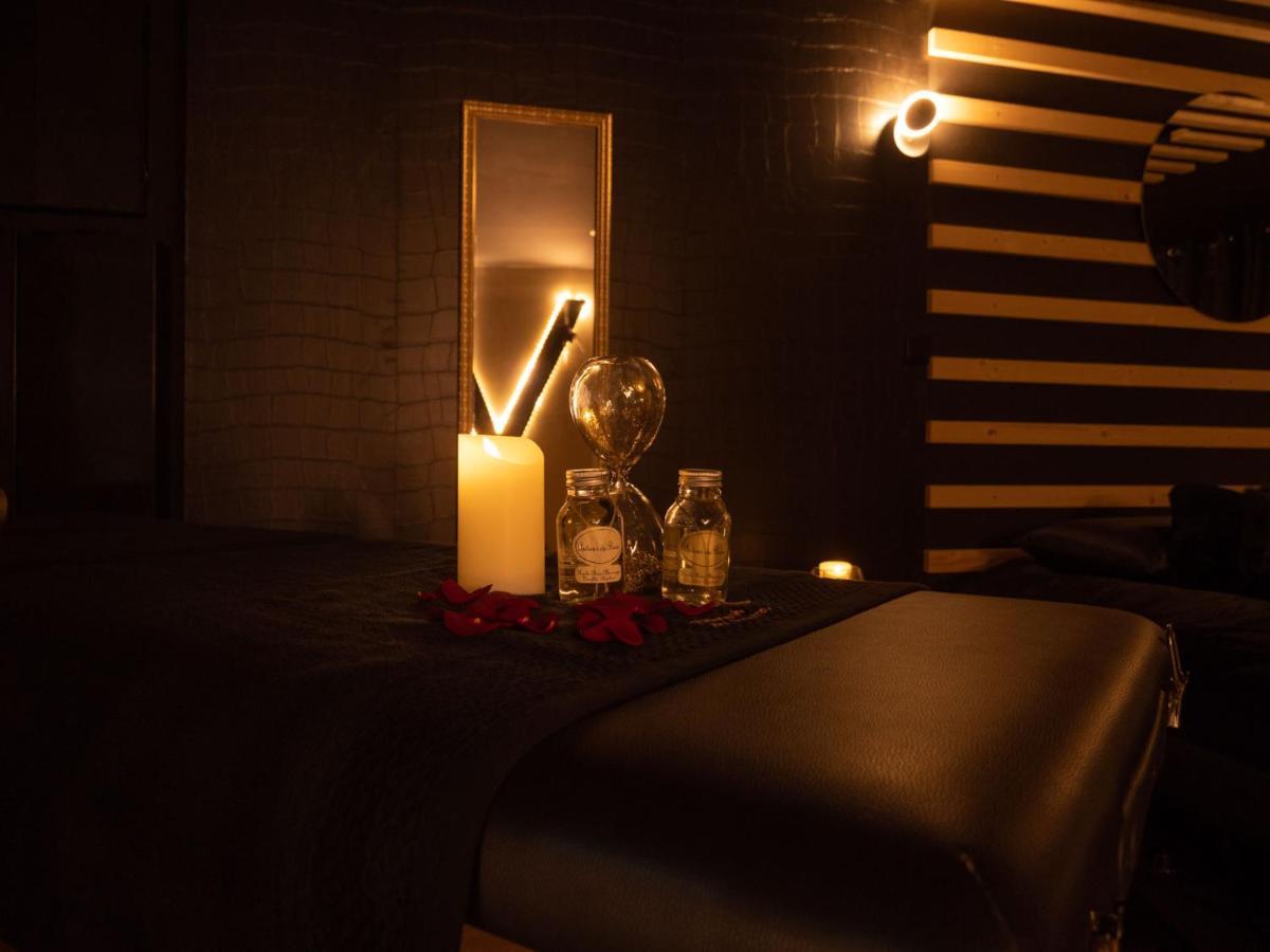 Douceur Du Charme - Love-Room A Charmes Entre Epinal Et Nancy Luaran gambar